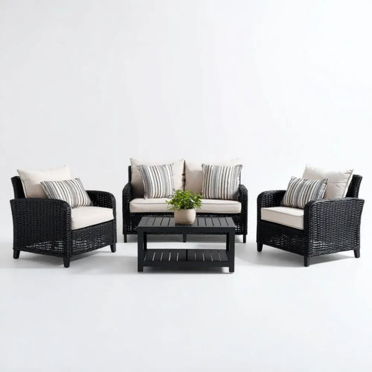 Czarny 4-częściowy zestaw mebli ogrodowych z technorattanu – sofa 135 × 75 × 78 cm, 2 fotele, stolik 90 × 50 × 45 cm, kremowe poduszki